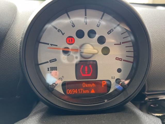 MINI CROSSOVER
