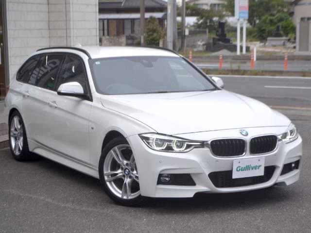 BMW 3-SERIES