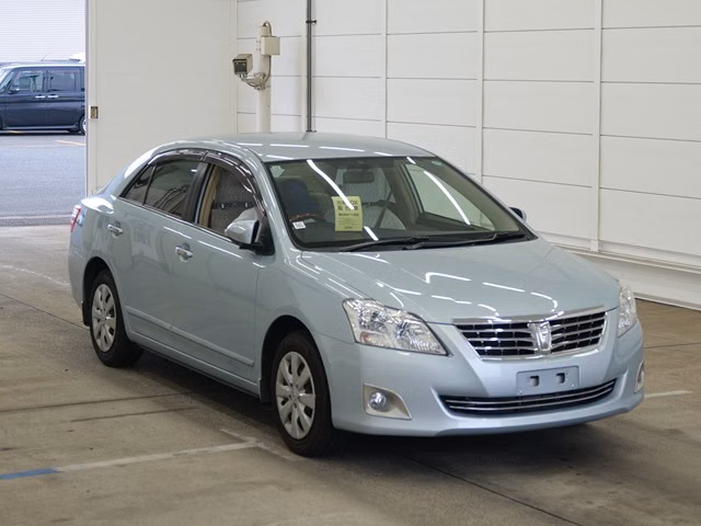 TOYOTA PREMIO