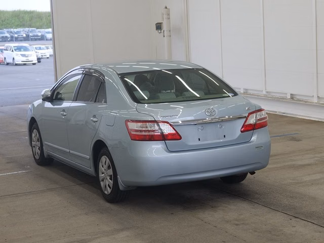 TOYOTA PREMIO