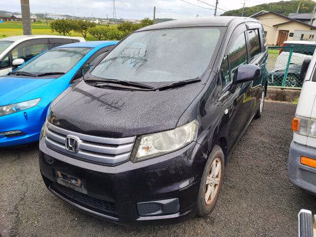 HONDA FREED SPIKE