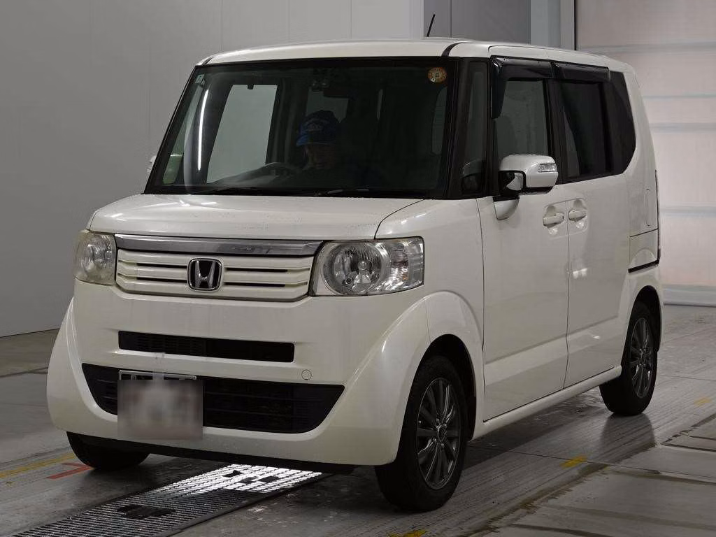 HONDA N-BOX