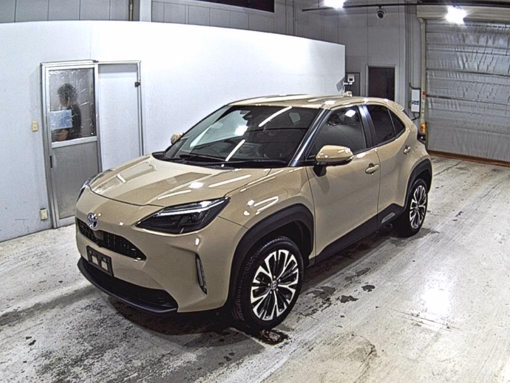 TOYOTA YARIS CROSS