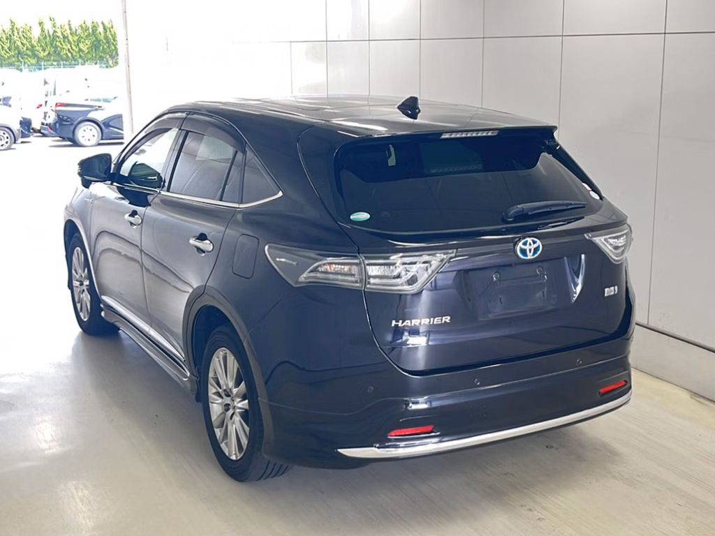 TOYOTA HARRIER