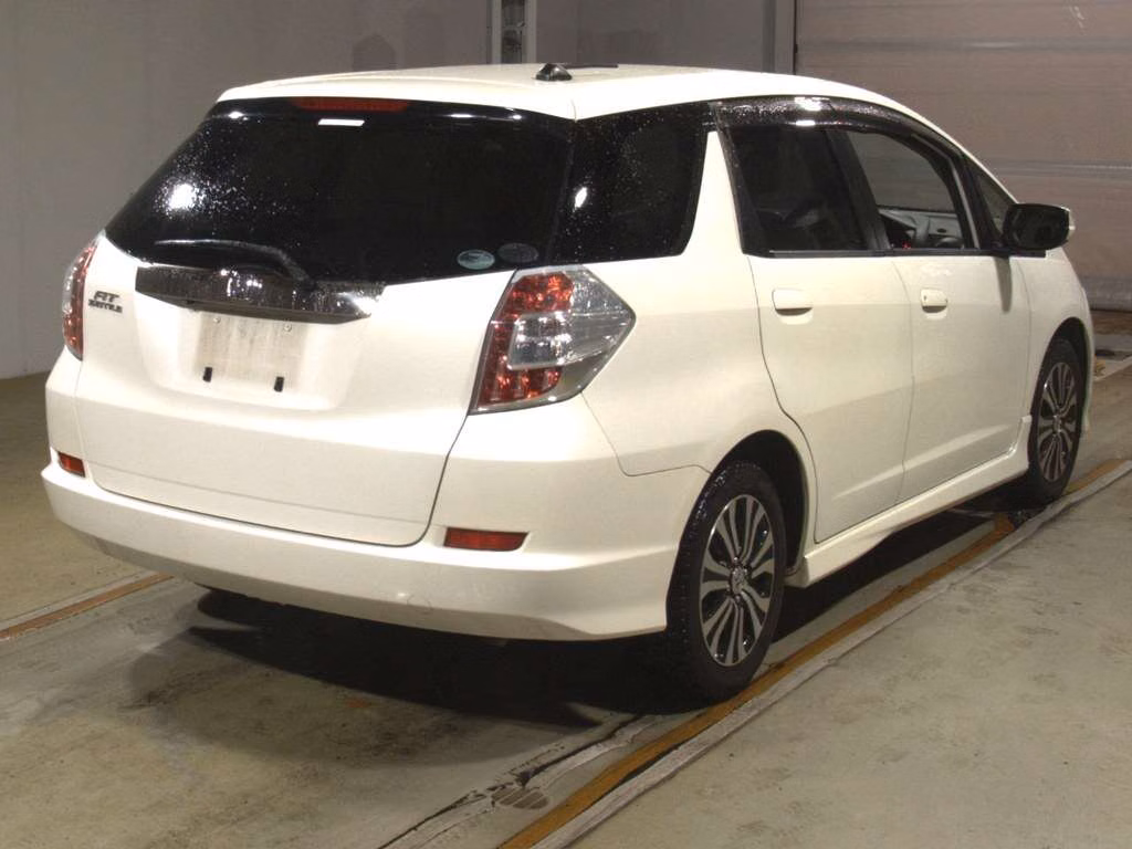 HONDA FIT SHUTTLE