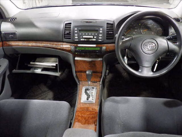 TOYOTA PREMIO