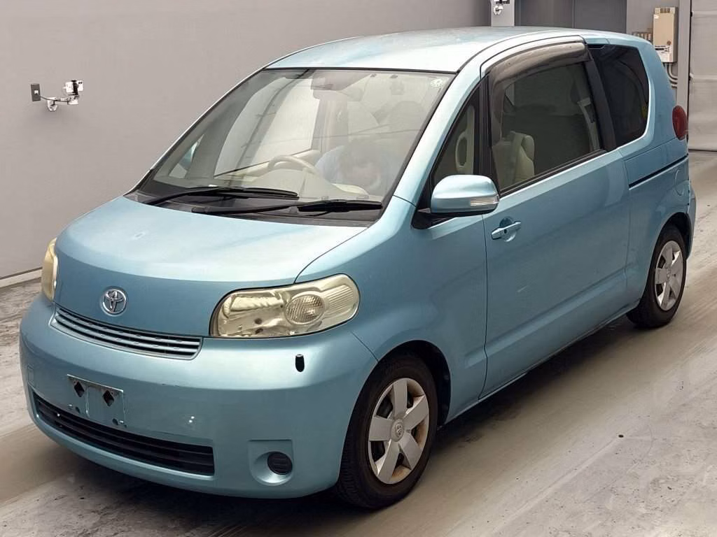 TOYOTA PORTE
