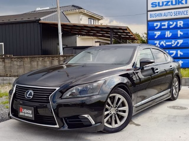 Lexus LS600h