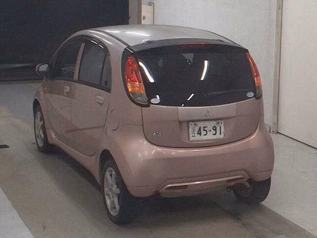 MITSUBISHI I