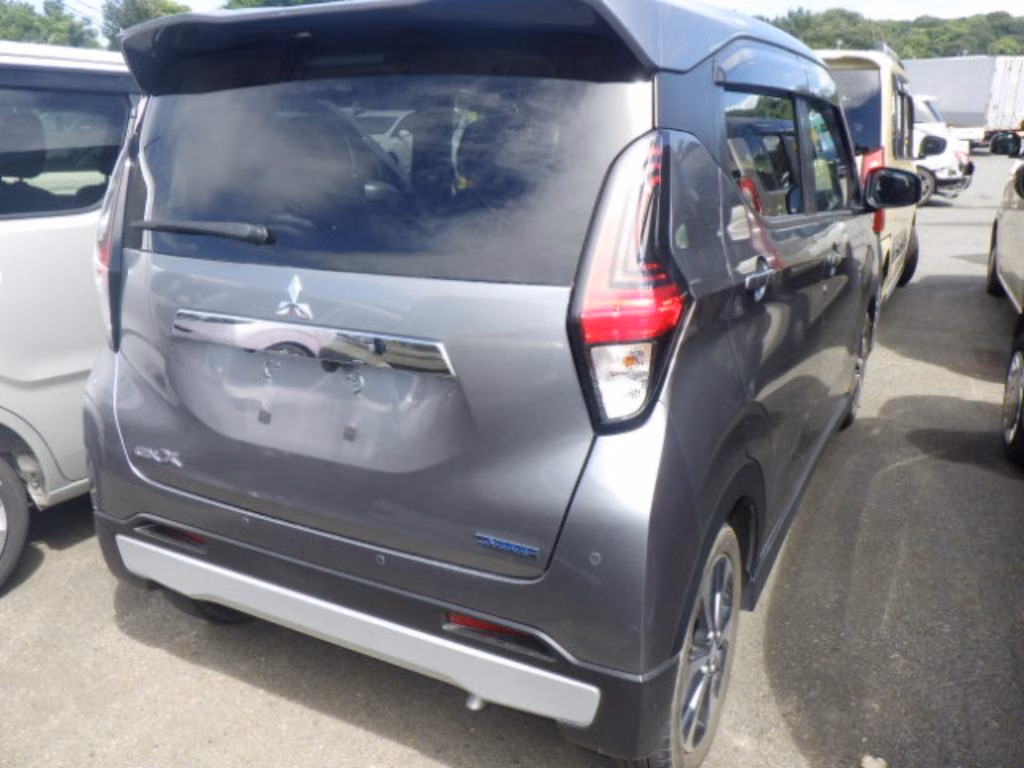 MITSUBISHI EK X