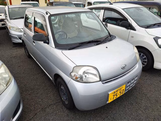 DAIHATSU ESSE