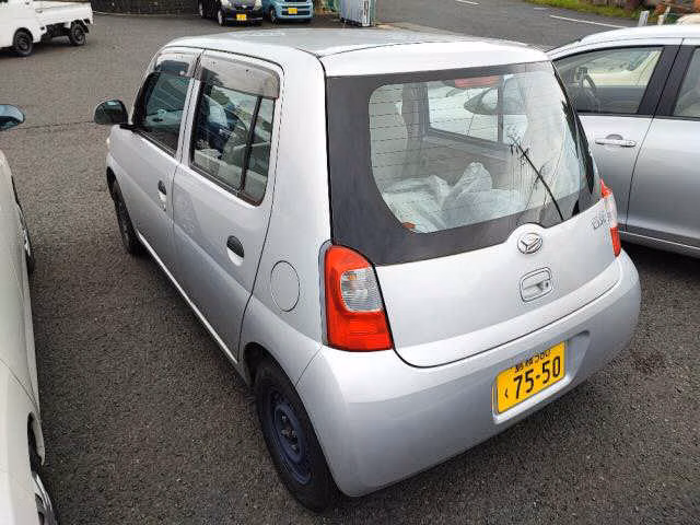DAIHATSU ESSE