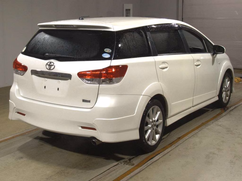 TOYOTA WISH