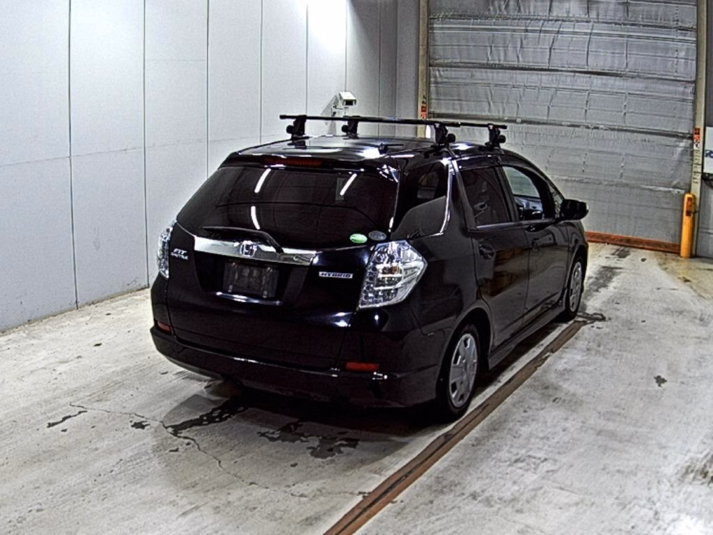 HONDA FIT SHUTTLE