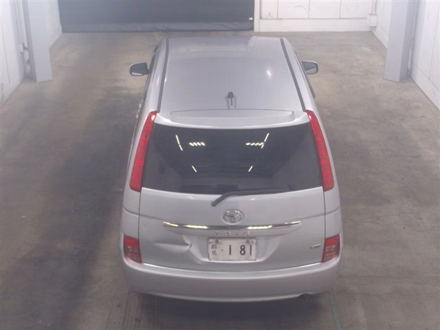 TOYOTA ISIS