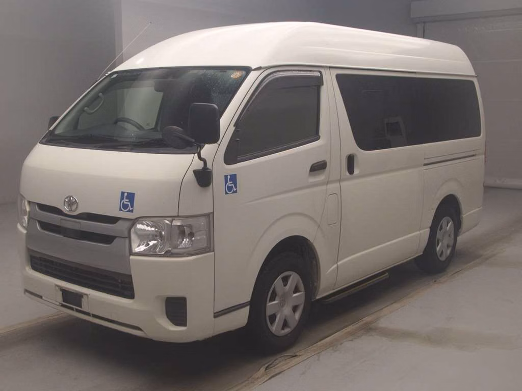 Toyota Regius Ace