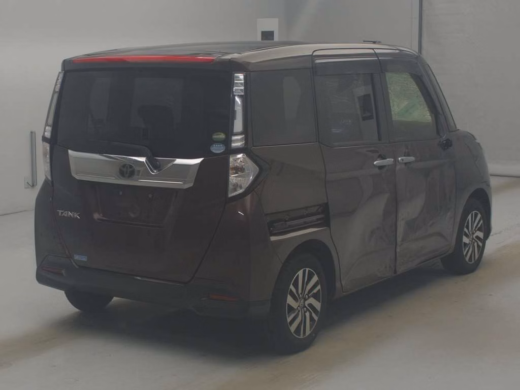 TOYOTA TANK