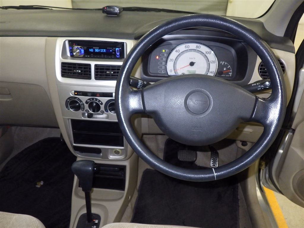 DAIHATSU MIRA