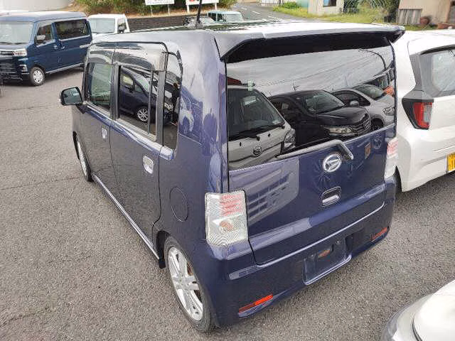 DAIHATSU MOVE CONTE