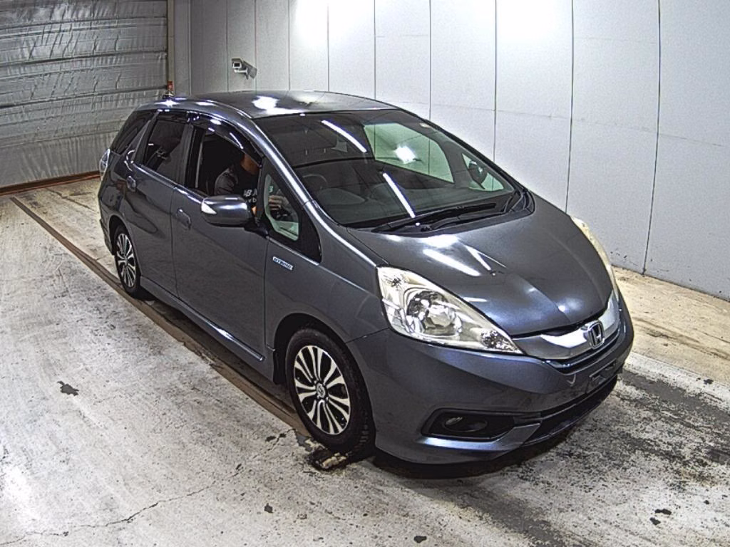 HONDA FIT SHUTTLE