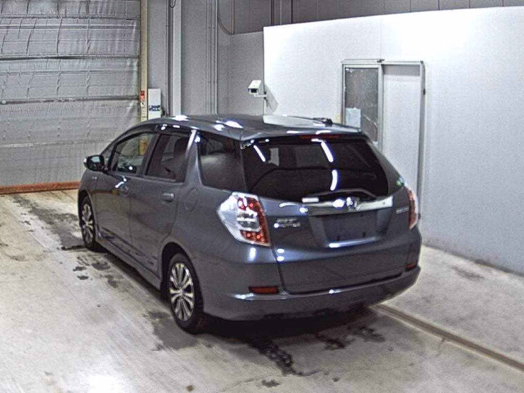 HONDA FIT SHUTTLE