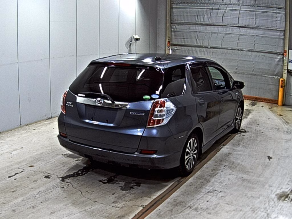 HONDA FIT SHUTTLE