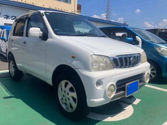DAIHATSU TERIOS KID