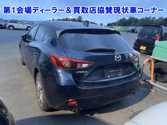 MAZDA AXELA