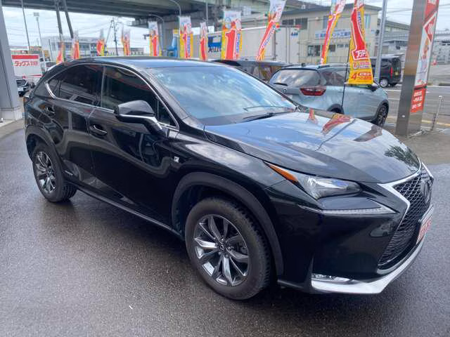 Lexus NX300h