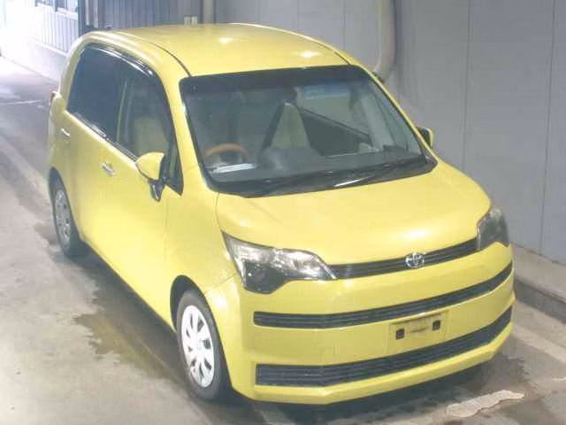 TOYOTA SPADE