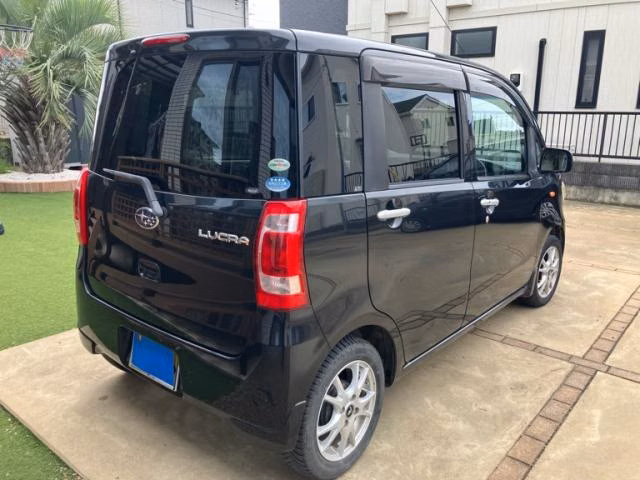 SUBARU LUCRA