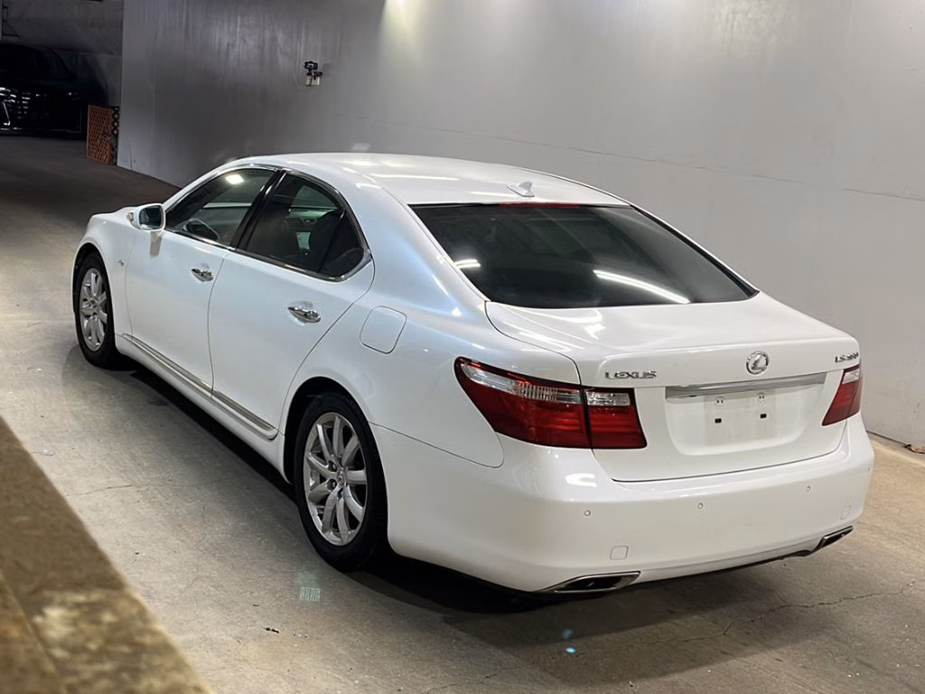 LEXUS LS460