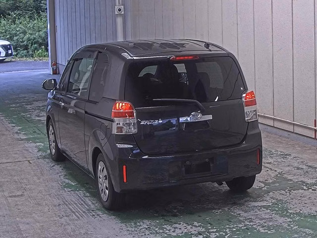 TOYOTA SPADE