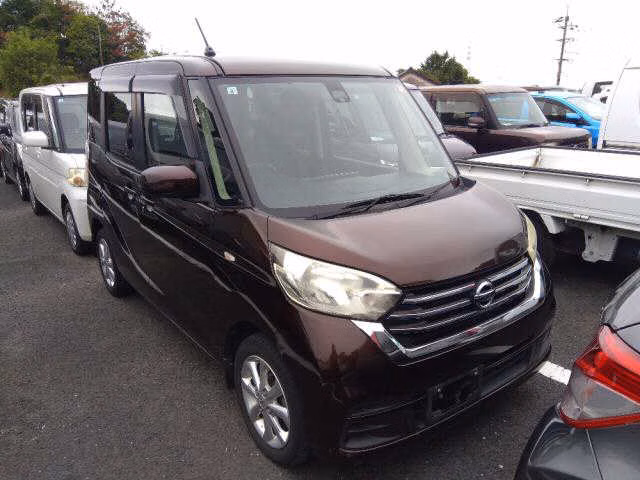 Nissan DAYZ Roox