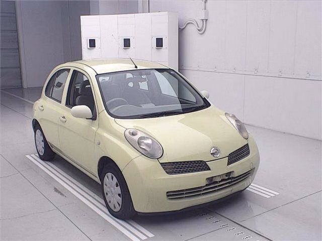 Nissan March