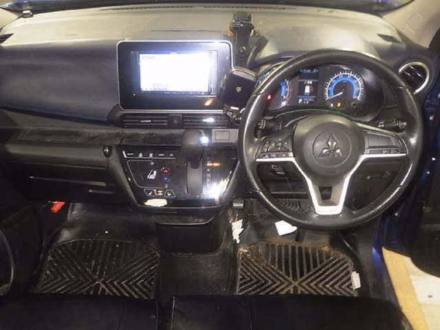 MITSUBISHI EK X