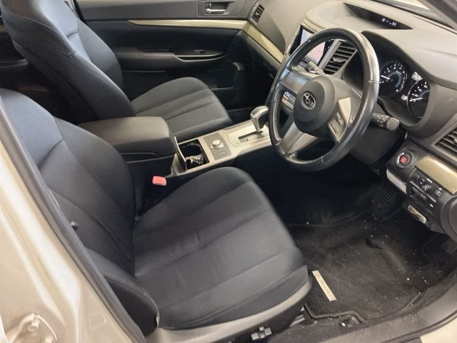 SUBARU LEGACY