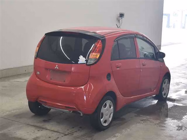 MITSUBISHI I