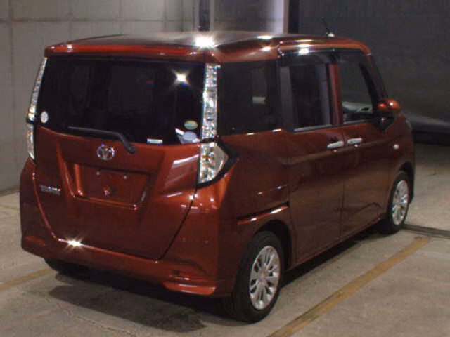 TOYOTA TANK