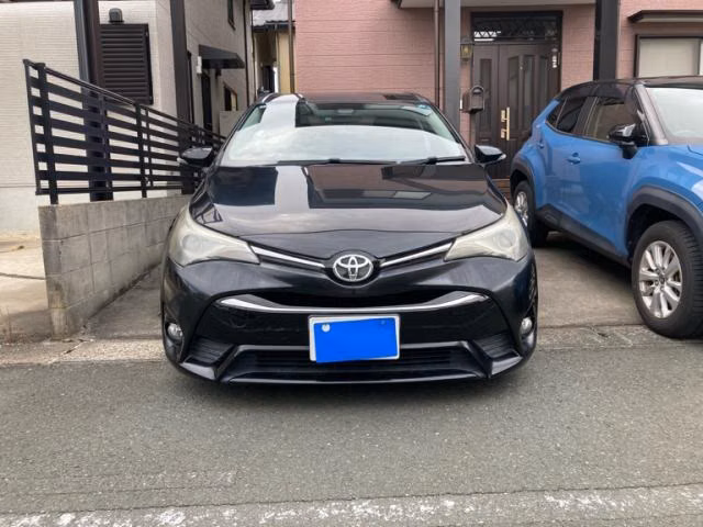 TOYOTA AVENSIS