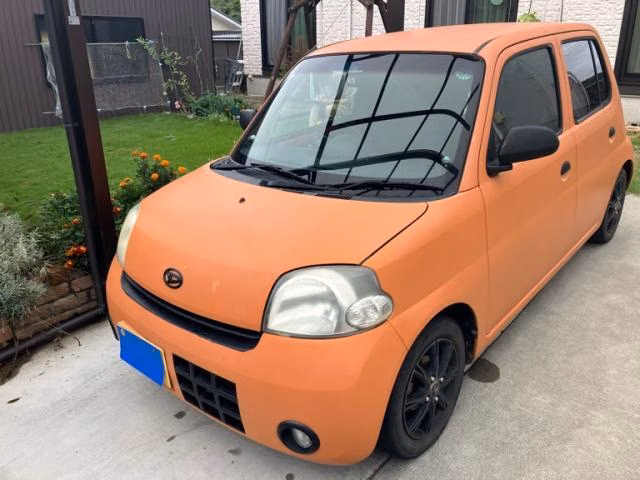 DAIHATSU ESSE