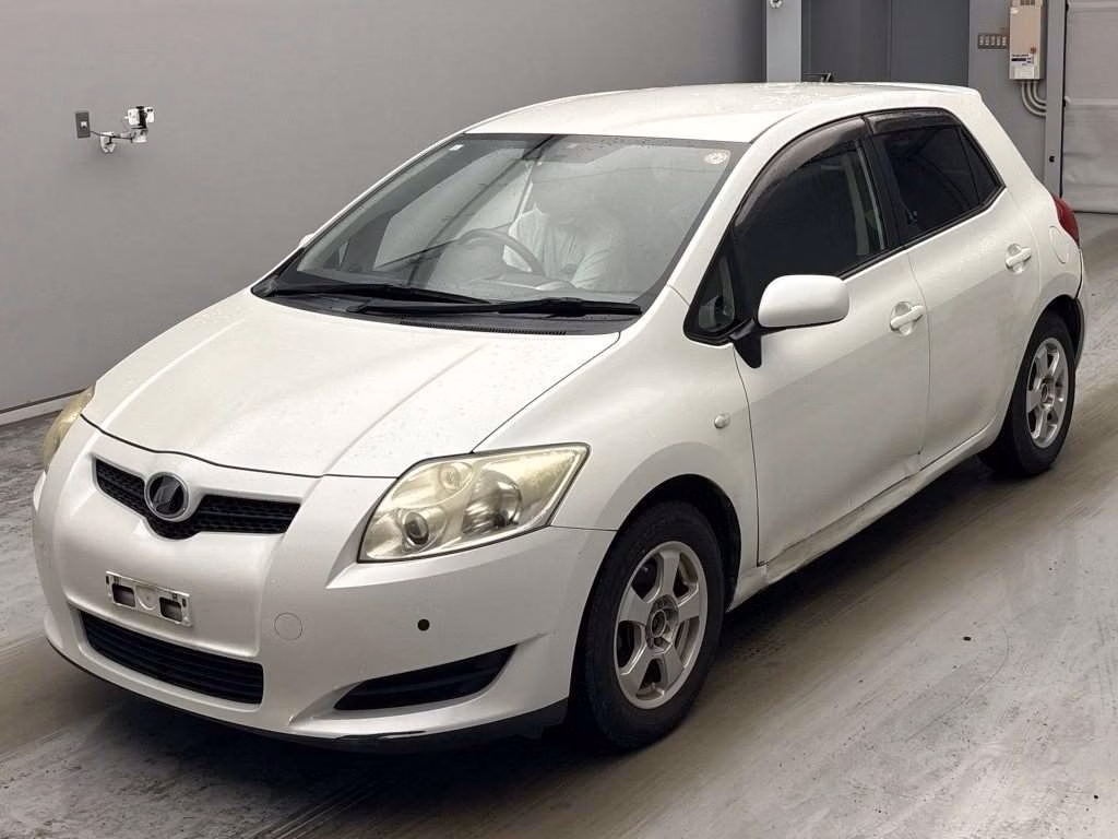 TOYOTA AURIS