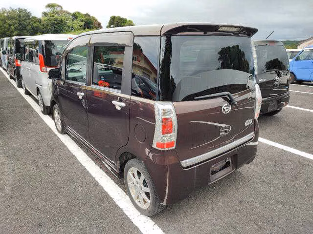 DAIHATSU TANTO EXE