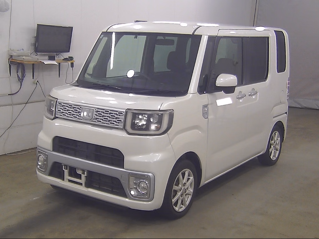 DAIHATSU WAKE