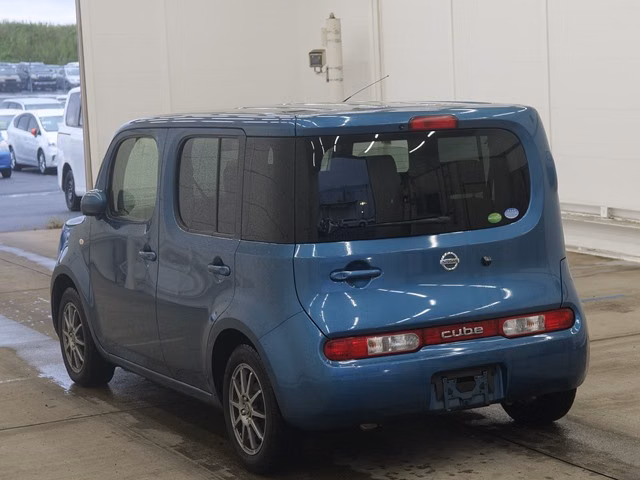 NISSAN CUBE