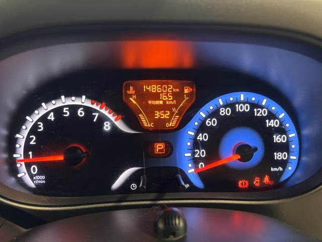 NISSAN CUBE
