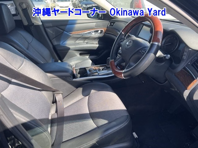 NISSAN FUGA