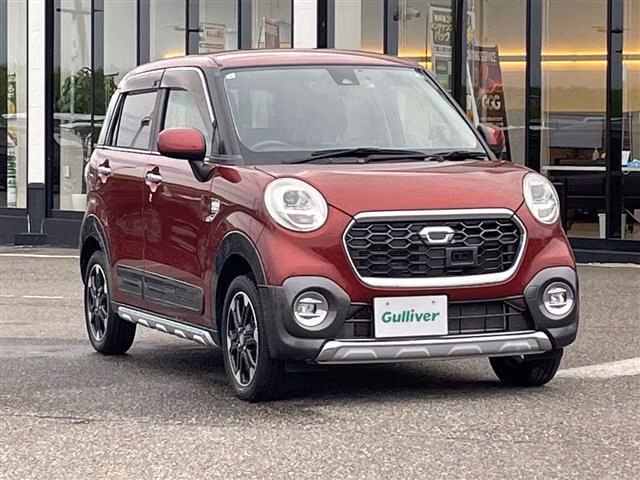 DAIHATSU CAST