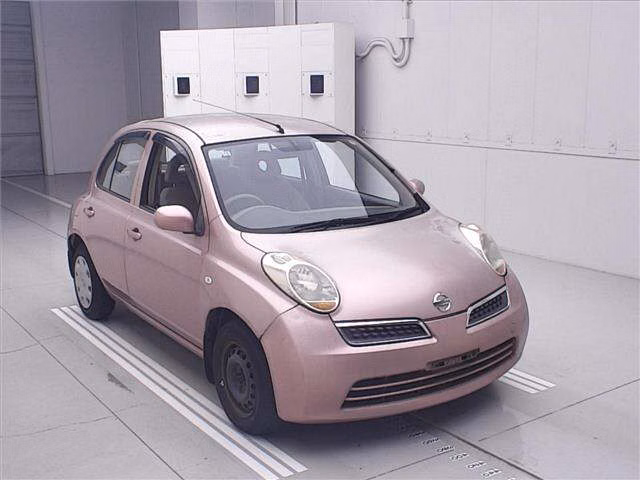 Nissan March