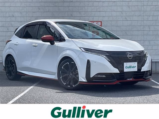 Nissan Aura